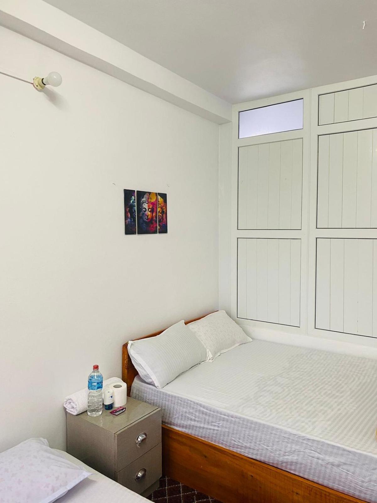Community Holiday Inn Panaoti Buitenkant foto